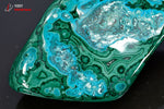 Malachite et Chrysocolle polies forme libre de la République Démocratique du Congo - 135 g / BC922 - Vignette | 1001 minéraux