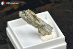 Scapolite - France / Ariège - 1 g / BE870-2 - Vignette | 1001 minéraux
