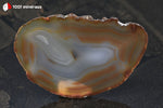 Tranche d'Agate naturelle du Brésil (ovoïde, fines bandes brun clair et foncé, centre translucide) - 43 g / BH768 - Vignette | 1001 minéraux