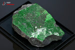 Uvarovite - Russie - minéraux à cristaux 6,7 cm / 110g / BL33 - Vignette | 1001 minéraux