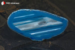 Tranche d'Agate teintée bleue du Brésil (bande périphérique, bandes rectilignes bleu, blanc et transparent) - 37 g / BL624 - Vignette | 1001 minéraux