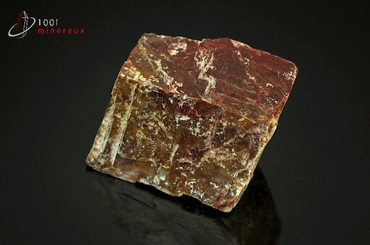 Minéral de calcite rouge brute du Maroc
