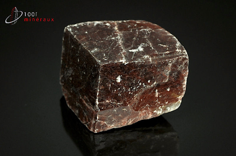 Minéral de calcite rouge brute du Maroc