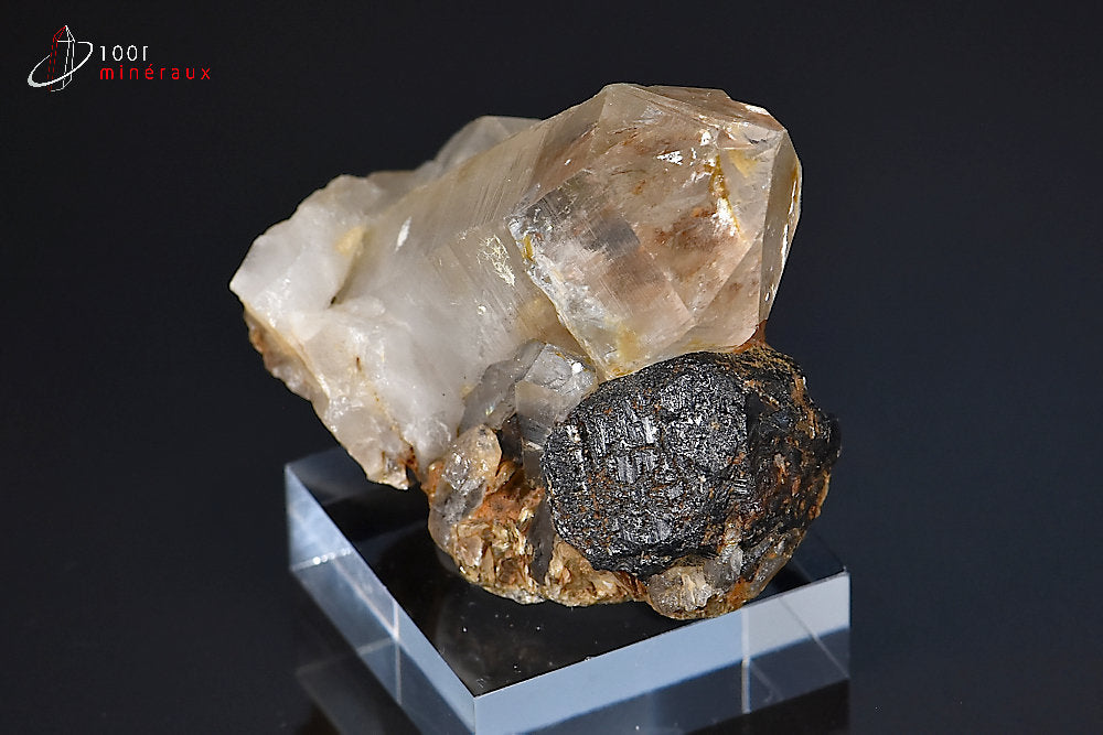 Minéral de cassitérite sur cristal de roche de Corée du sud