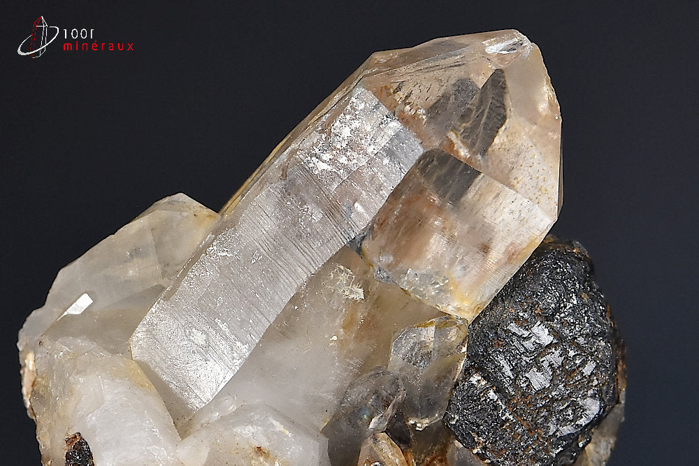 Minéral de cassitérite sur cristal de roche de Corée du sud