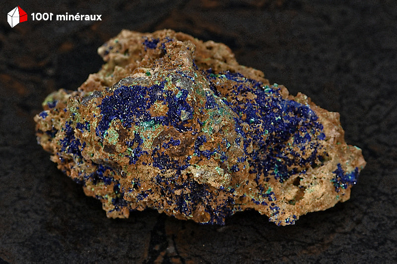 Azurite du Maroc - Croûte sur roche de 114 g - AN879
