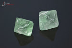 Lot de 2 Fluorines octaédriques - Chine - minéraux à cristaux 1,9 à 2,2 cm / 12g / AP731 - Vignette | 1001 minéraux