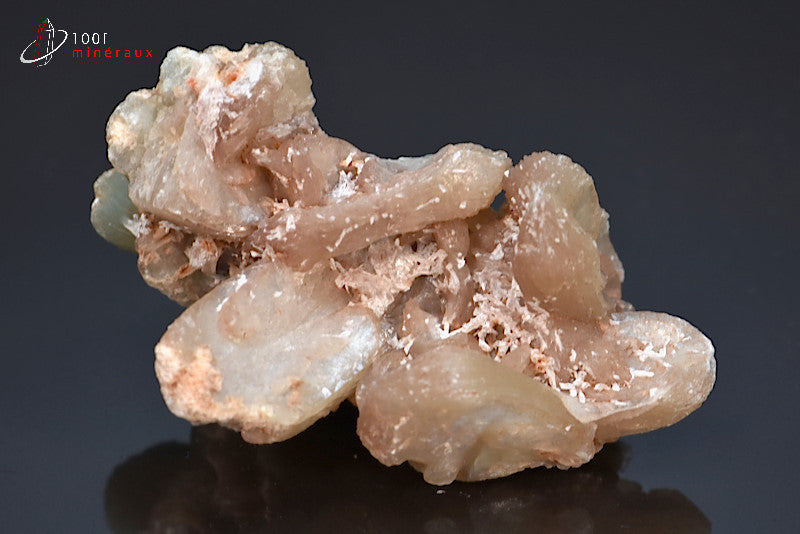 Minéral cristallisé de stilbite beige d'Inde