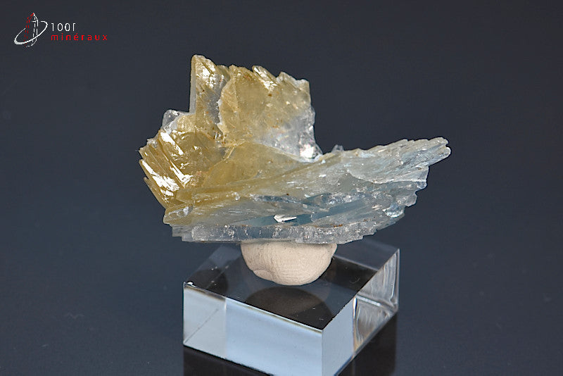 Minéral cristallisé de Baryte bleue du Maroc