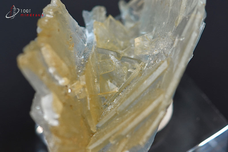 Minéral cristallisé de Baryte bleue du Maroc