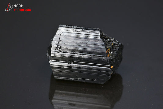 Minéral cristallisé de tourmaline noire du Brésil