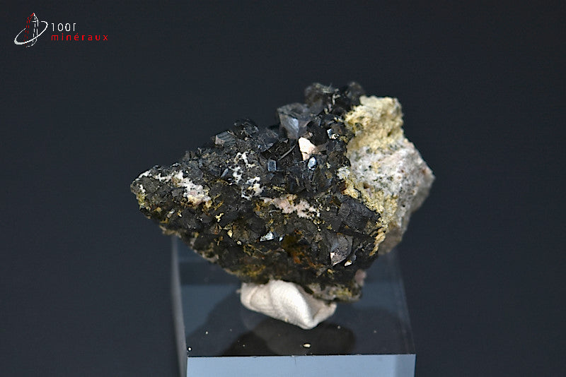 Minéral cristallisé de magnétite du Maroc