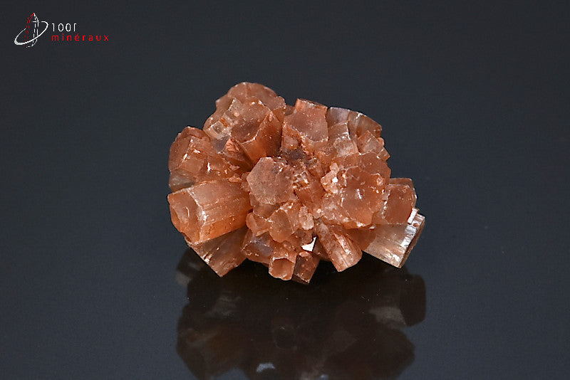 Minéral cristallisé d'aragonite boule du Maroc