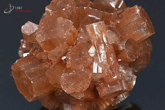 Minéral cristallisé d'aragonite boule du Maroc