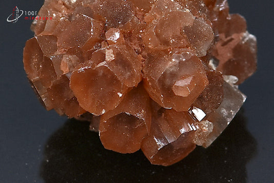 Minéral cristallisé d'aragonite boule du Maroc