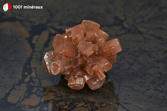 Aragonite boule raynnante