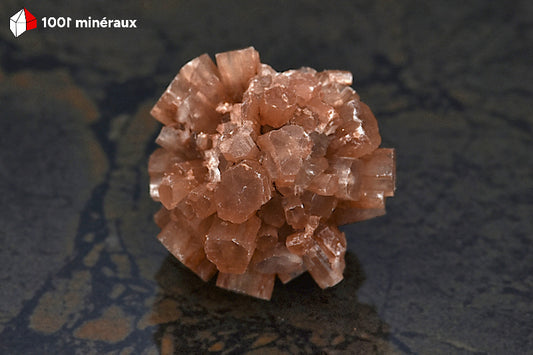 Aragonite boule raynnante