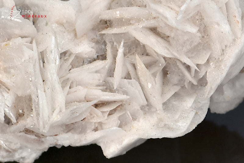 Minéral cristallisé de Baryte blanche et cristal de roche du Maroc