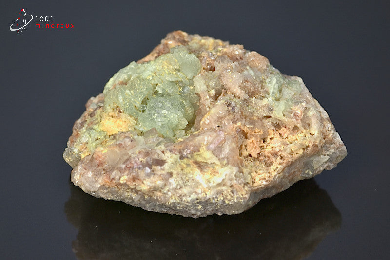 Minéral cristallisé de prehnite verte du Maroc