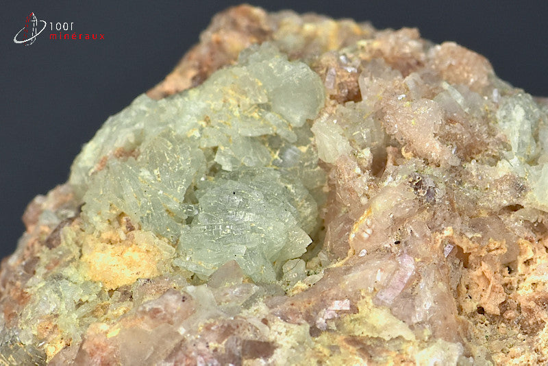 Minéral cristallisé de prehnite verte du Maroc