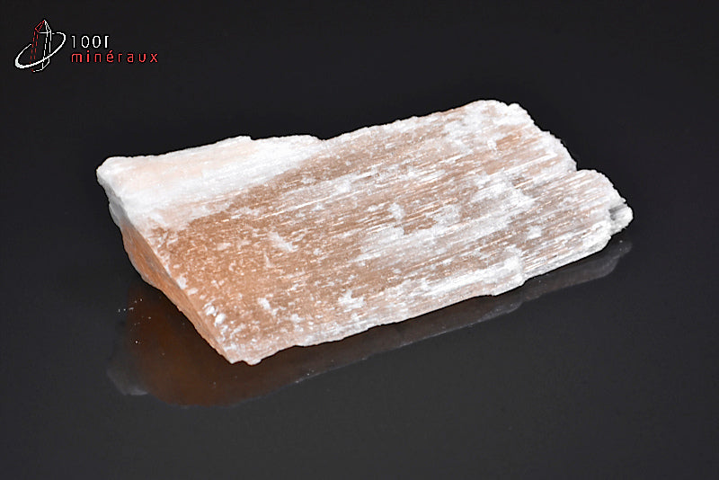 Minéral brut de sélénite orangée du Maroc