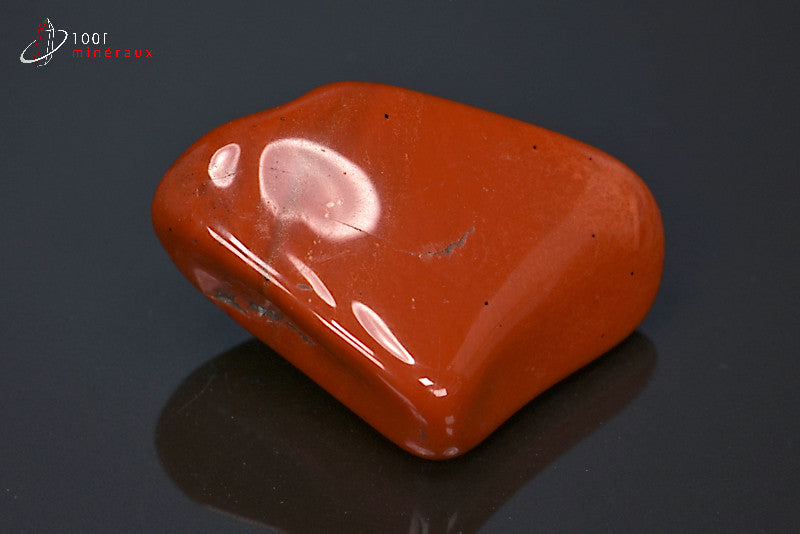 Minéral poli de jaspe rouge du Brésil