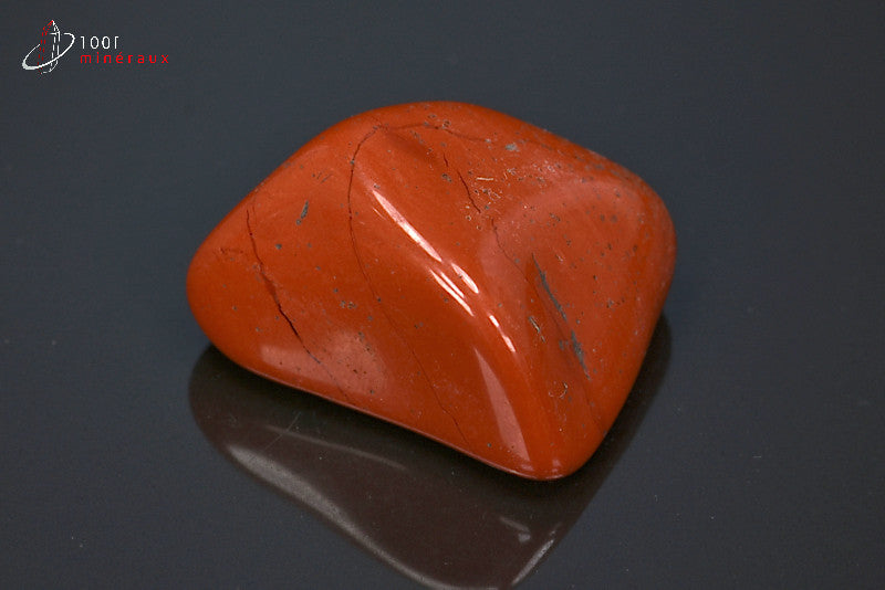 Minéral poli de jaspe rouge du Brésil