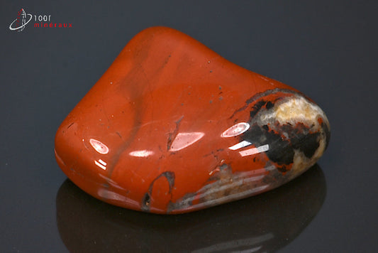 Minéral poli de jaspe rouge du Brésil
