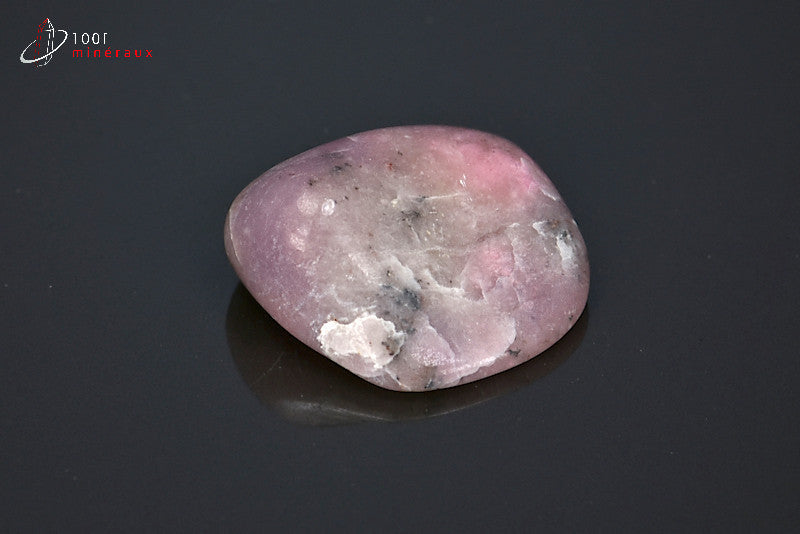 Minéral poli de thulite rose d'Afrique du sud