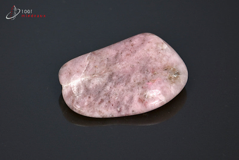 Minéral poli de thulite rose d'Afrique du sud