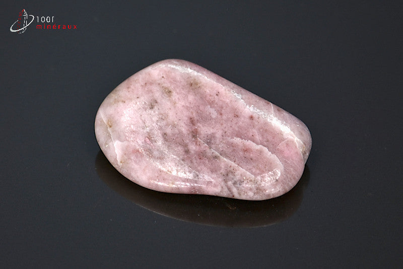 Minéral poli de thulite rose d'Afrique du sud