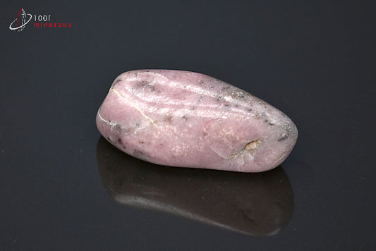 Minéral poli de thulite rose d'Afrique du sud