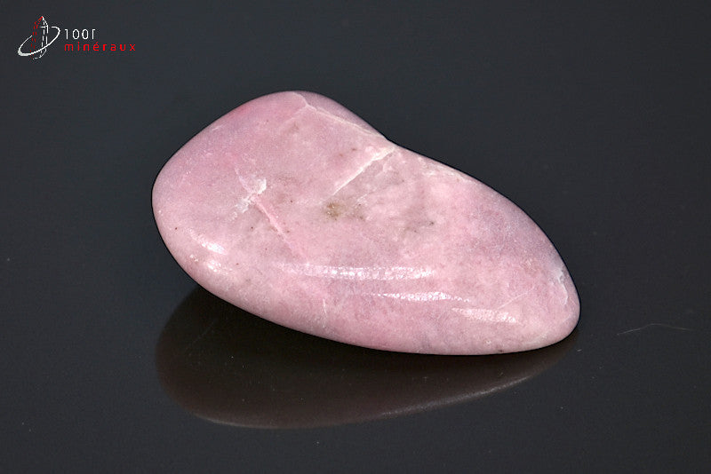 Minéral poli de thulite rose d'Afrique du sud