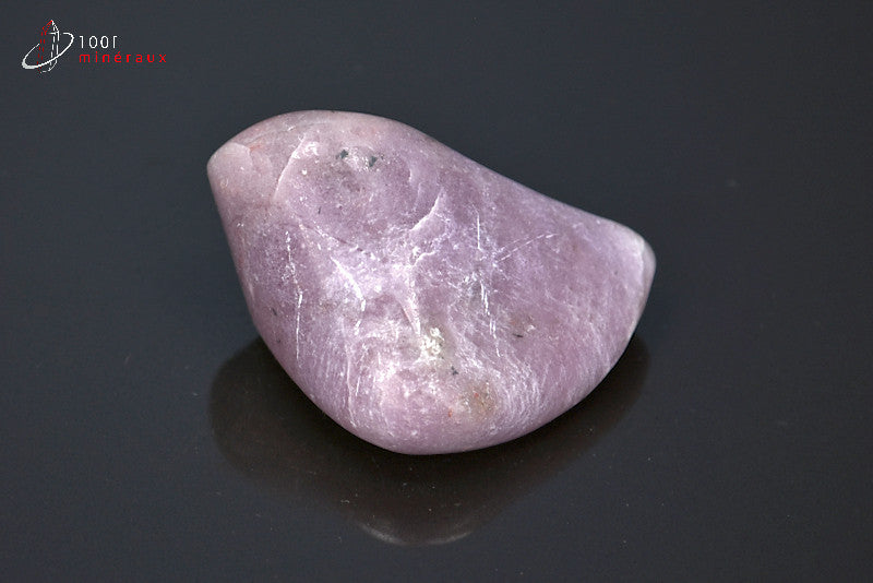 Minéral poli de thulite rose d'Afrique du sud