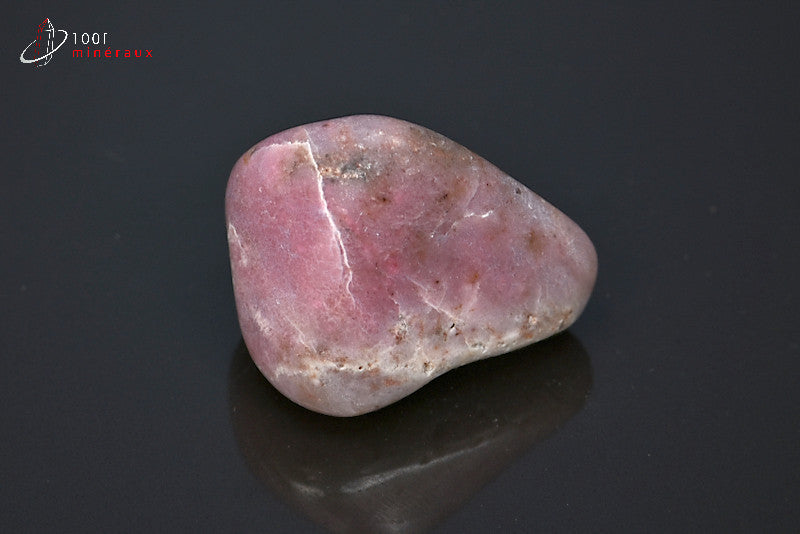 Minéral poli de thulite rose d'Afrique du sud