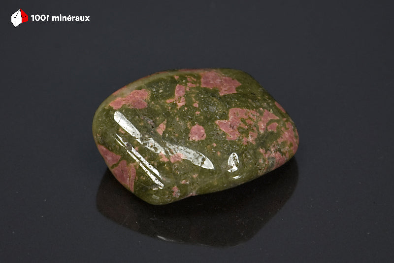 Minéral poli d'unakite du Brésil