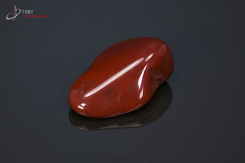 Minéral poli de jaspe rouge du Brésil
