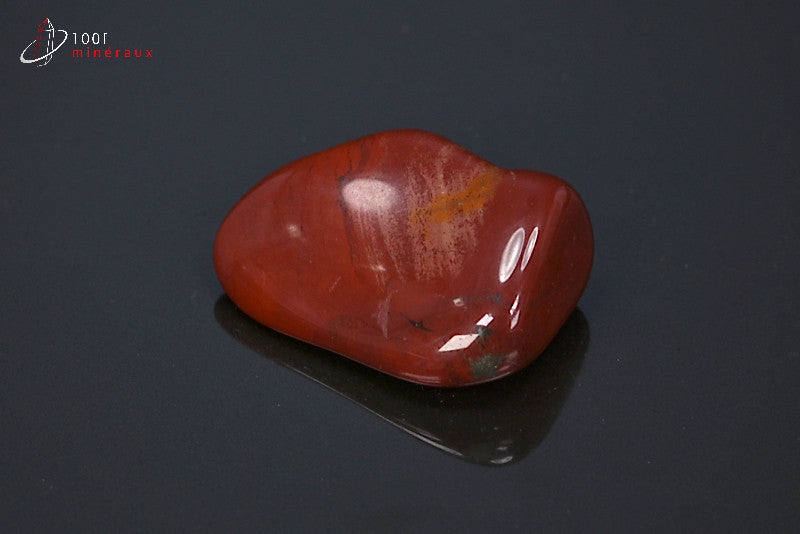 Minéral poli de jaspe rouge du Brésil