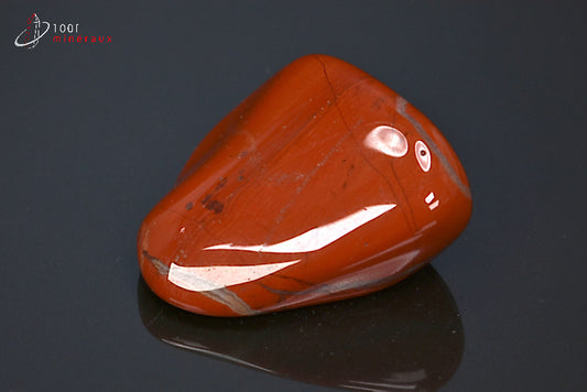 Minéral poli de jaspe rouge du Brésil