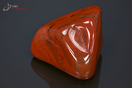 Minéral poli de jaspe rouge du Brésil