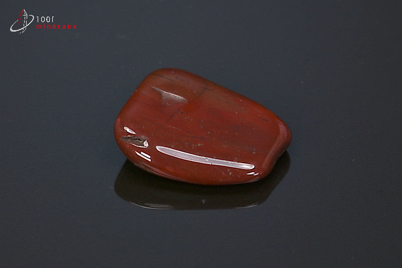 Minéral poli de jaspe rouge du Brésil