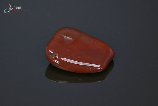 Minéral poli de jaspe rouge du Brésil