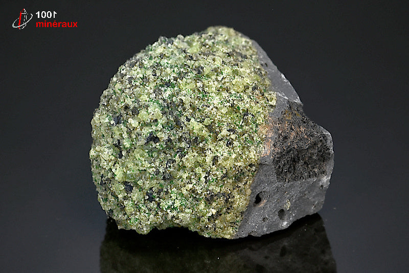 Minéral cristallisé de péridot vert des Etats-Unis