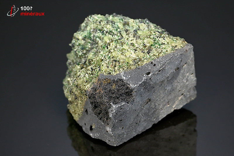 Minéral cristallisé de péridot vert des Etats-Unis