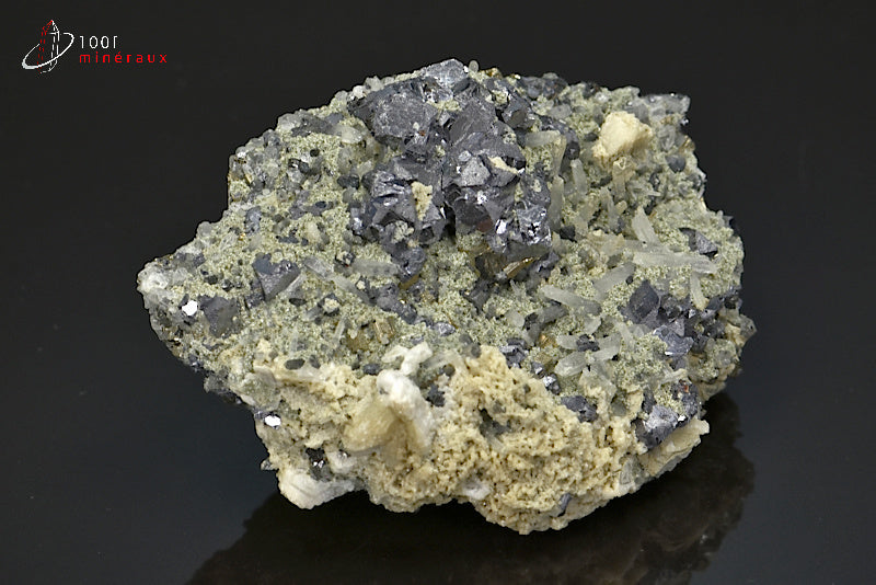 Minéral cristallisé de galène, quartz et pyrite de Bulgarie