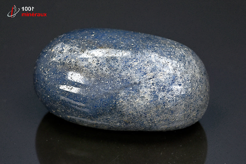 Minéral poli de dumortiérite de Madagascar