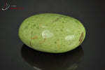 Opale verte polie galet - Madagascar - minéraux polis 5,7cm / 72g / BA616 - Vignette | 1001 minéraux