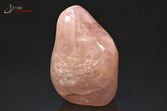 Minéral poli de quartz rose de Madagascar