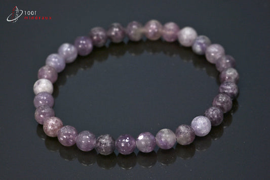 Bracelet en perles polies de lépidolite violette