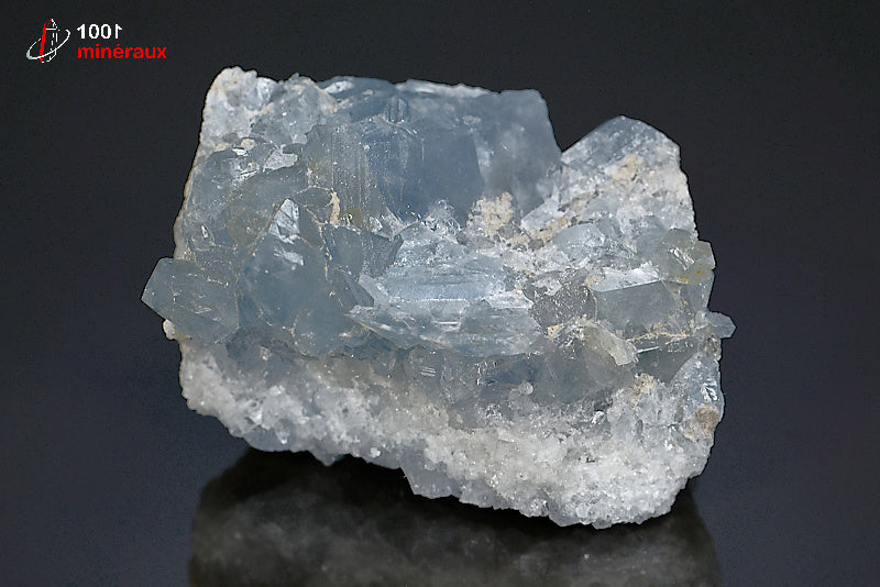 Minéral cristallisé de célestine de Madagascar